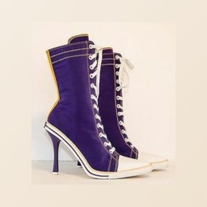 Steve Madden Lace Up Booties